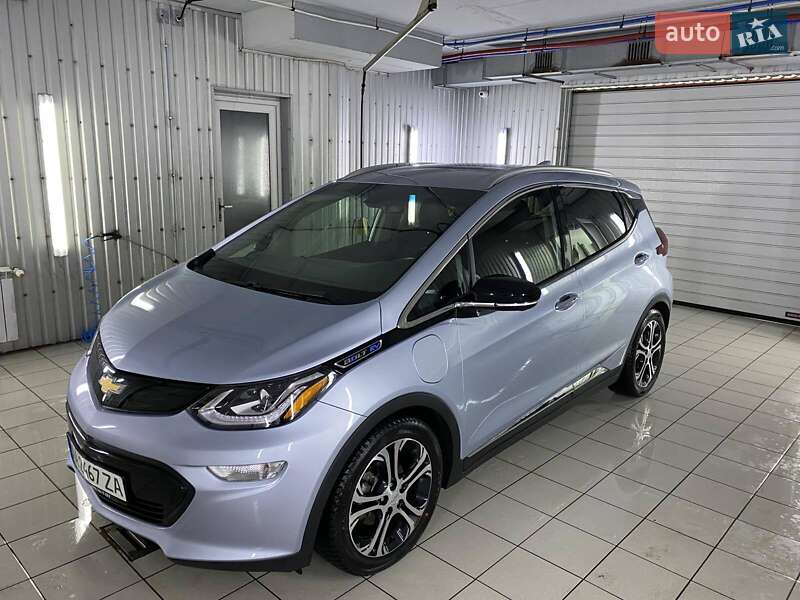 Хэтчбек Chevrolet Bolt EV 2017 в Киеве