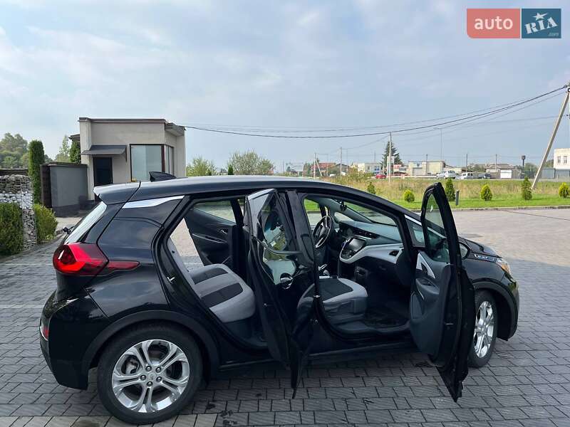 Хэтчбек Chevrolet Bolt EV 2018 в Стрые