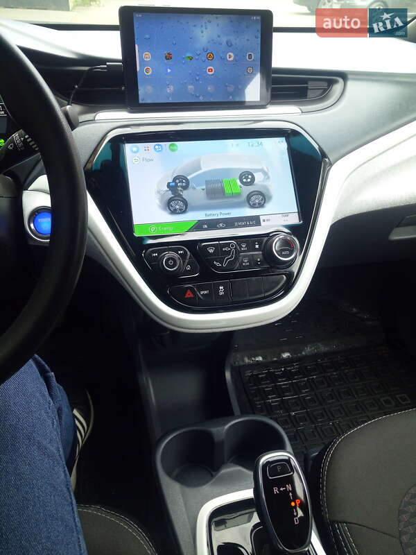 Хетчбек Chevrolet Bolt EV 2017 в Могилів-Подільському