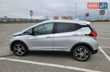 Хэтчбек Chevrolet Bolt EV 2018 в 