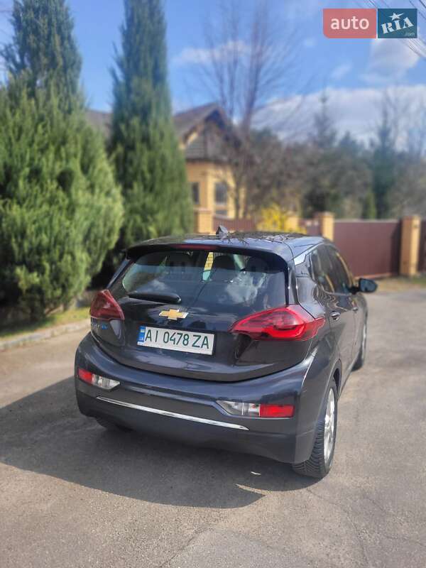 Хэтчбек Chevrolet Bolt EV 2017 в Киеве