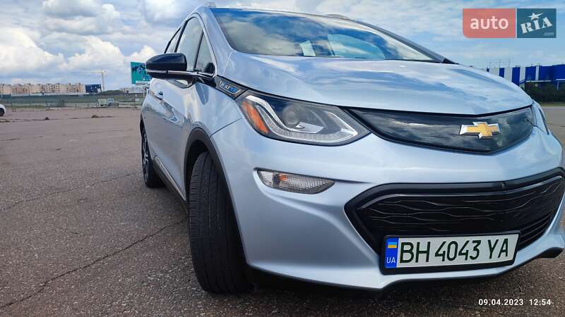 Хэтчбек Chevrolet Bolt EV 2017 в Одессе фото 5 Хэтчбек Chevrolet Bolt EV 2017 в Одессе