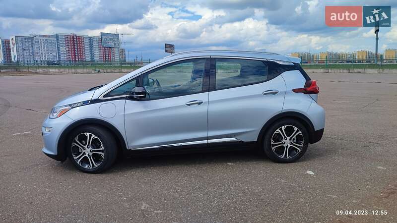 Хэтчбек Chevrolet Bolt EV 2017 в Одессе фото 10 Хэтчбек Chevrolet Bolt EV 2017 в Одессе
