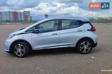 Хэтчбек Chevrolet Bolt EV 2017 в 