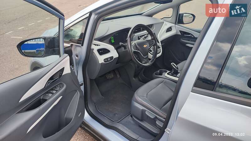 Хэтчбек Chevrolet Bolt EV 2017 в Одессе фото 21 Хэтчбек Chevrolet Bolt EV 2017 в Одессе