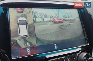 Хэтчбек Chevrolet Bolt EV 2017 в 