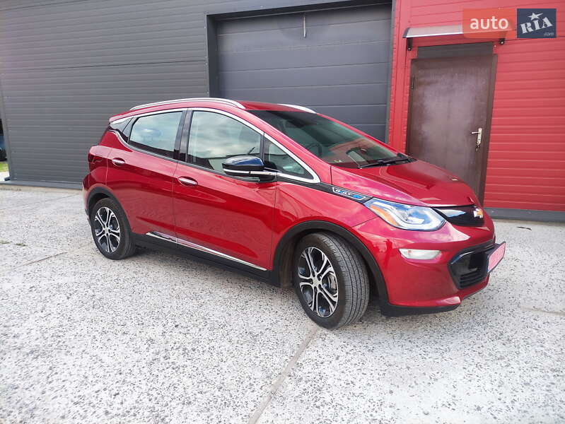 Хэтчбек Chevrolet Bolt EV 2017 в Киеве