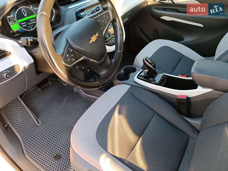 Хетчбек Chevrolet Bolt EV 2020 в Львові