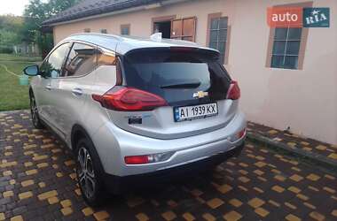 Хэтчбек Chevrolet Bolt EV 2018 в 