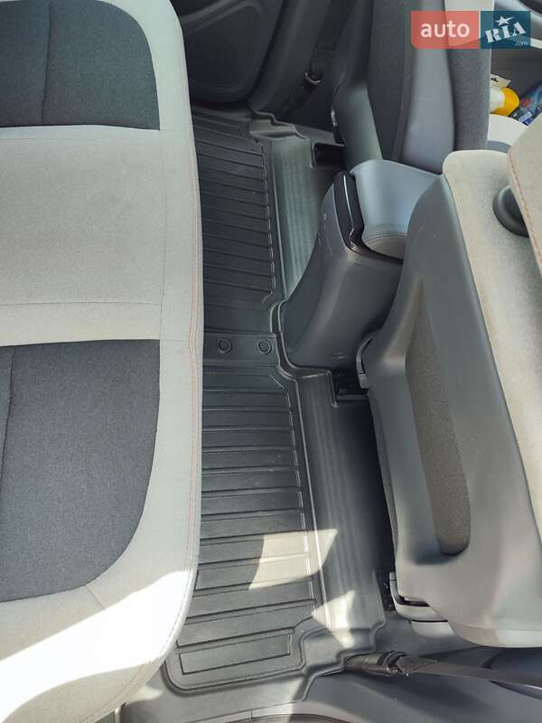 Хетчбек Chevrolet Bolt EV 2018 в Житомирі