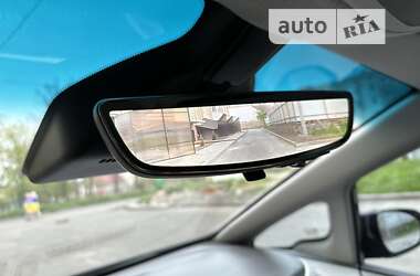 Хэтчбек Chevrolet Bolt EV 2020 в 