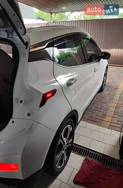 Хэтчбек Chevrolet Bolt EV 2017 в Киеве