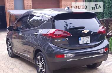 Хэтчбек Chevrolet Bolt EV 2017 в 