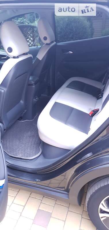 Хэтчбек Chevrolet Bolt EV 2017 в Виннице