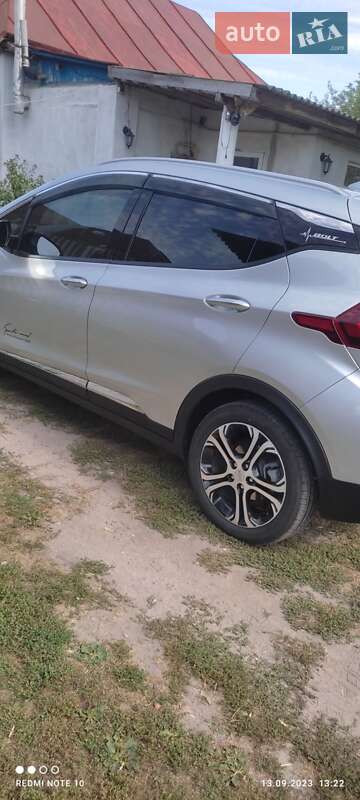 Хетчбек Chevrolet Bolt EV 2017 в Березані