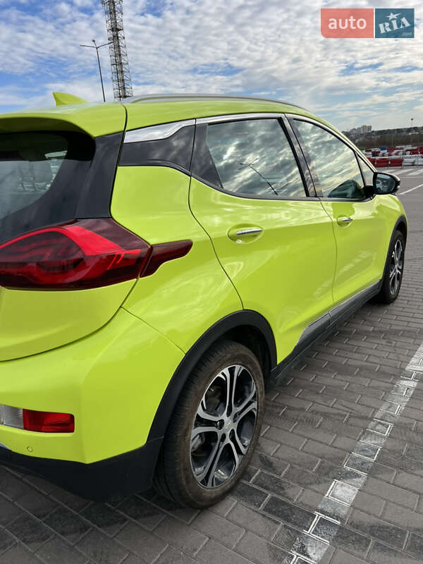 Хэтчбек Chevrolet Bolt EV 2018 в Виннице