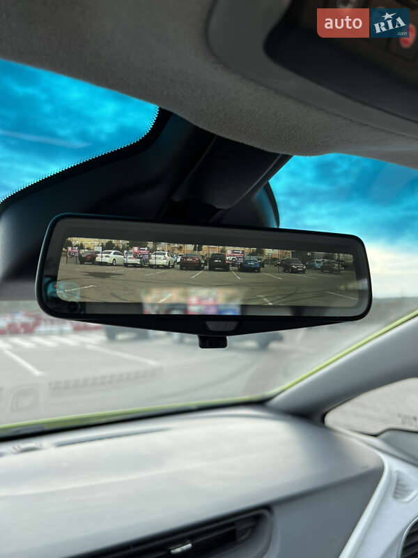 Хэтчбек Chevrolet Bolt EV 2018 в Виннице