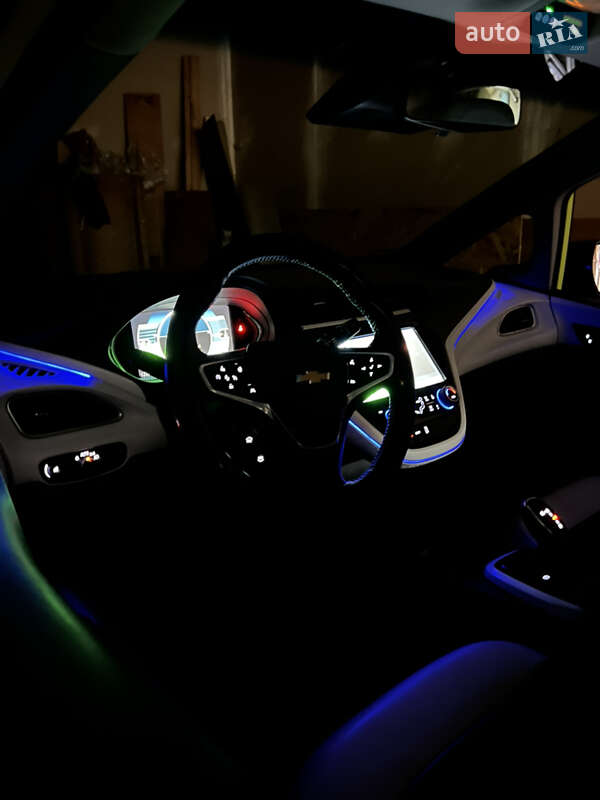 Хэтчбек Chevrolet Bolt EV 2018 в Виннице