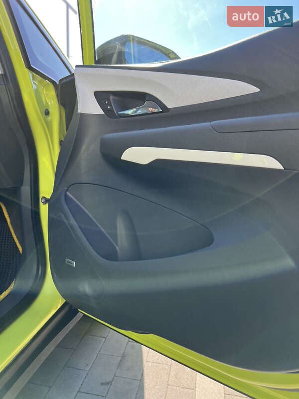 Хэтчбек Chevrolet Bolt EV 2018 в Виннице