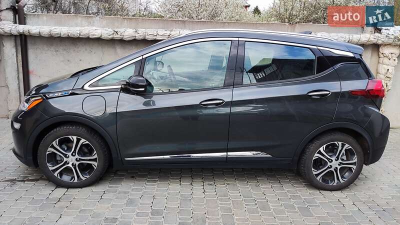 Хэтчбек Chevrolet Bolt EV 2016 в Южноукраинске