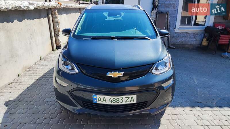Хэтчбек Chevrolet Bolt EV 2016 в Южноукраинске