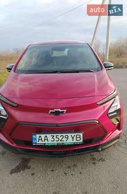 Хэтчбек Chevrolet Bolt EV 2022 в 