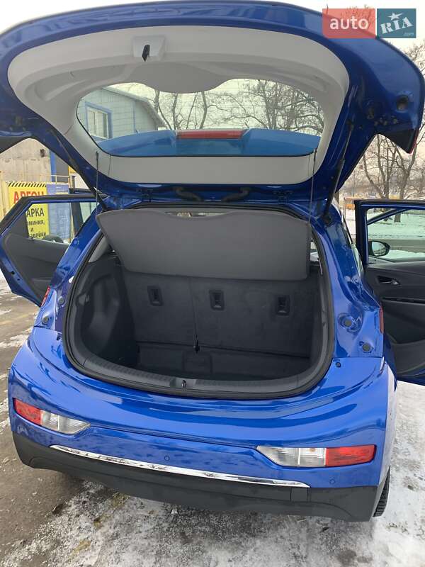 Хетчбек Chevrolet Bolt EV 2021 в Києві фото 10 Хетчбек Chevrolet Bolt EV 2021 в Києві