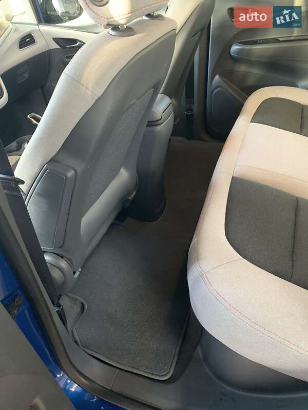 Хетчбек Chevrolet Bolt EV 2021 в Києві фото 15 Хетчбек Chevrolet Bolt EV 2021 в Києві