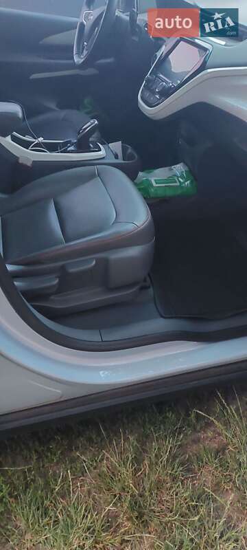 Хэтчбек Chevrolet Bolt EV 2017 в Чигирине