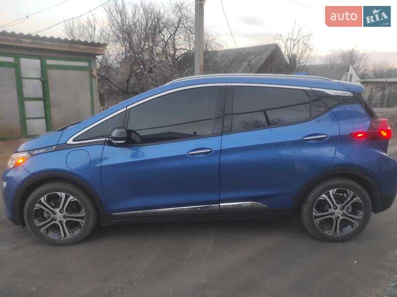 Хэтчбек Chevrolet Bolt EV 2017 в Балте