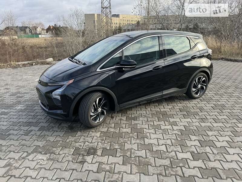 Хэтчбек Chevrolet Bolt EV 2022 в Киеве