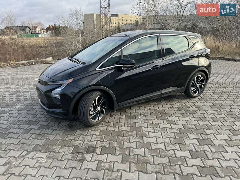 Хэтчбек Chevrolet Bolt EV 2022 в Киеве