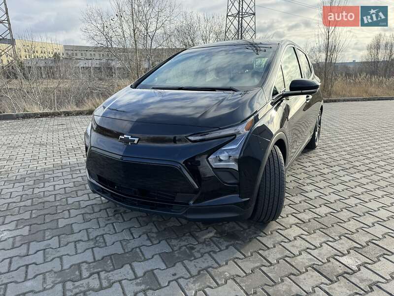 Хэтчбек Chevrolet Bolt EV 2022 в Киеве