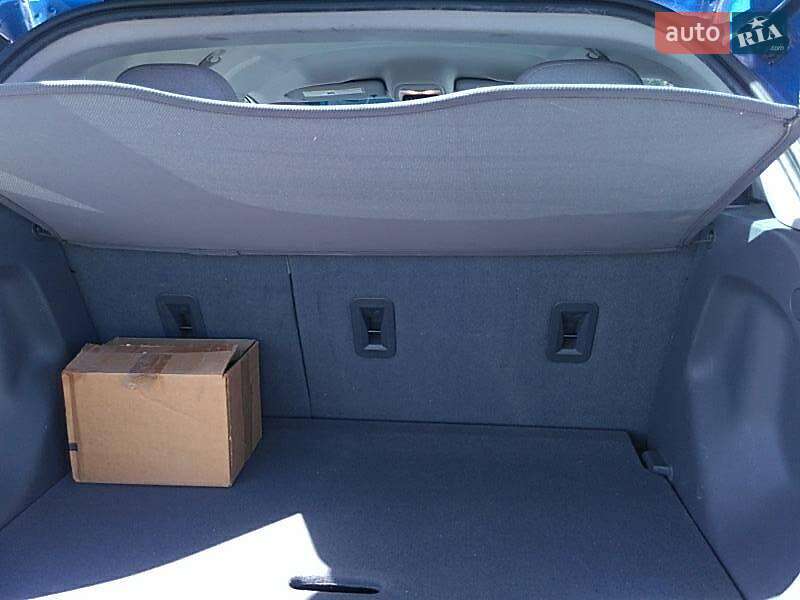 Хетчбек Chevrolet Bolt EV 2017 в Києві фото 37 Хетчбек Chevrolet Bolt EV 2017 в Києві