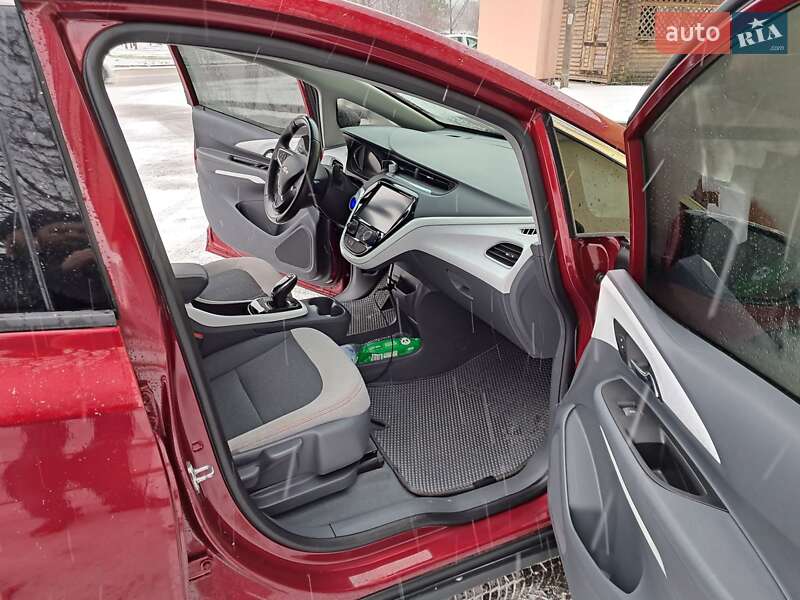 Хэтчбек Chevrolet Bolt EV 2021 в Львове фото 46 Хэтчбек Chevrolet Bolt EV 2021 в Львове