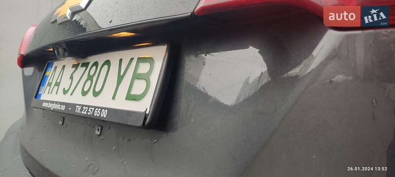 Хэтчбек Chevrolet Bolt EV 2019 в Киеве