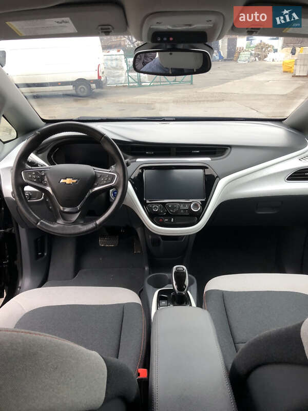 Хэтчбек Chevrolet Bolt EV 2020 в Запорожье