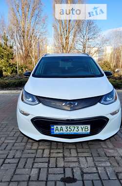 Хэтчбек Chevrolet Bolt EV 2017 в 