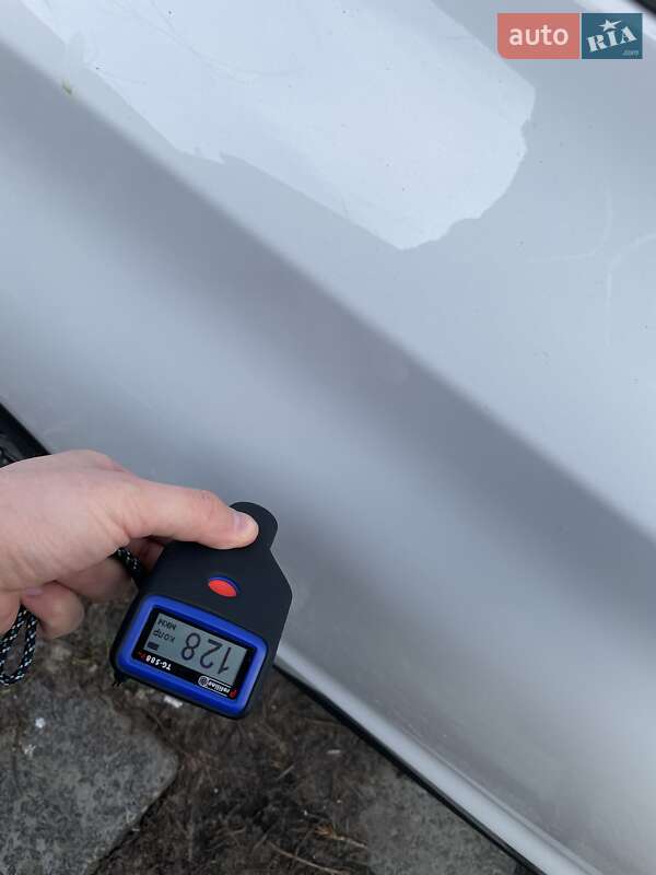 Хэтчбек Chevrolet Bolt EV 2019 в Львове