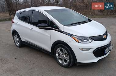 Хэтчбек Chevrolet Bolt EV 2017 в 