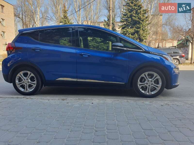 Хетчбек Chevrolet Bolt EV 2017 в Запоріжжі