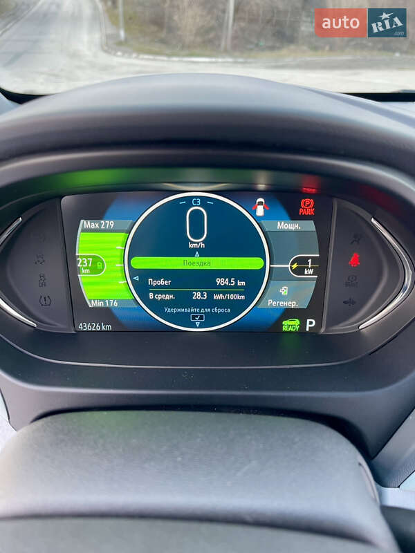 Хетчбек Chevrolet Bolt EV 2020 в Дніпрі фото 28 Хетчбек Chevrolet Bolt EV 2020 в Дніпрі