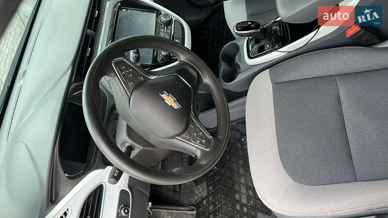 Хэтчбек Chevrolet Bolt EV 2020 в Николаеве