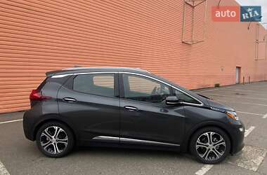 Хетчбек Chevrolet Bolt EV 2021 в 