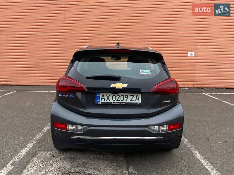 Хэтчбек Chevrolet Bolt EV 2021 в Киеве