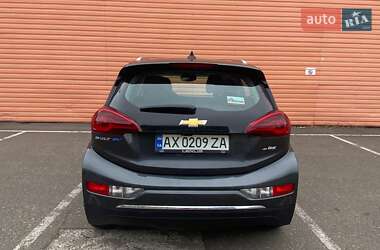 Хетчбек Chevrolet Bolt EV 2021 в 