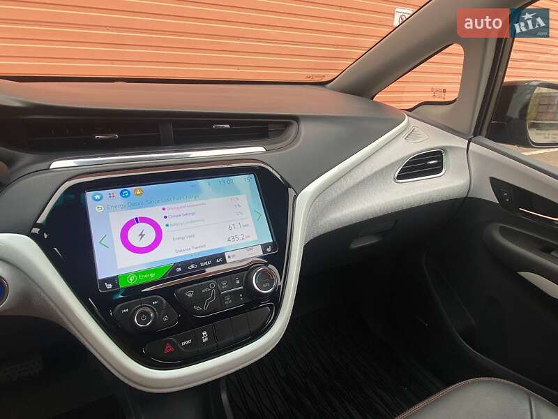 Хэтчбек Chevrolet Bolt EV 2021 в Киеве