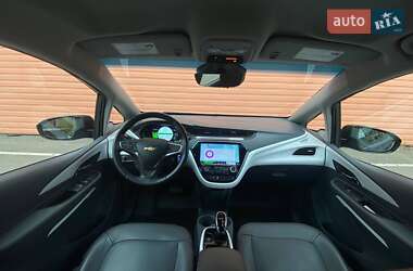 Хетчбек Chevrolet Bolt EV 2021 в 