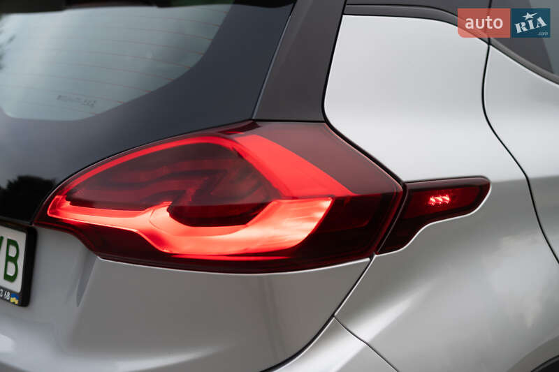 Хэтчбек Chevrolet Bolt EV 2017 в Днепре