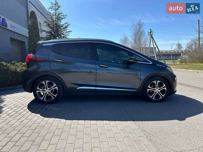 Хэтчбек Chevrolet Bolt EV 2017 в Днепре